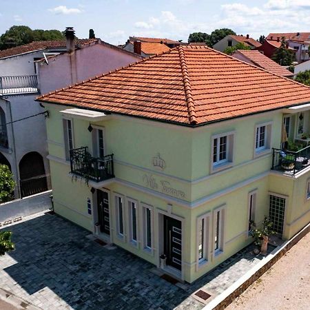Villa Tamara 比奥格勒·纳·莫鲁 外观 照片